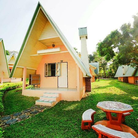 Touch Star Resort - Doi Inthanon Chom Thong Exteriör bild