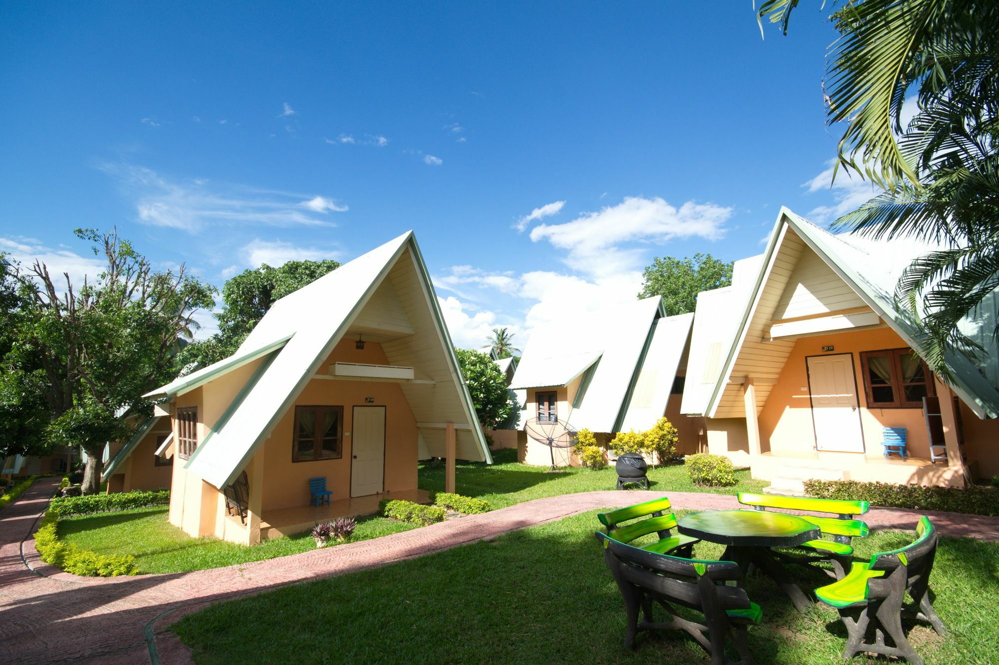 Touch Star Resort - Doi Inthanon Chom Thong Exteriör bild